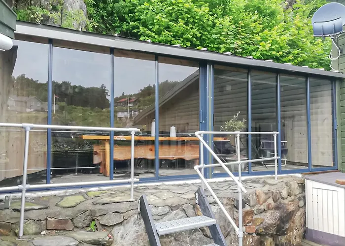 Skjernoysund מאנדאל